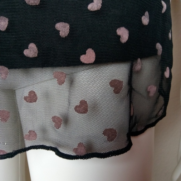 Heart Patterned Blouse - Picture 7 of 7